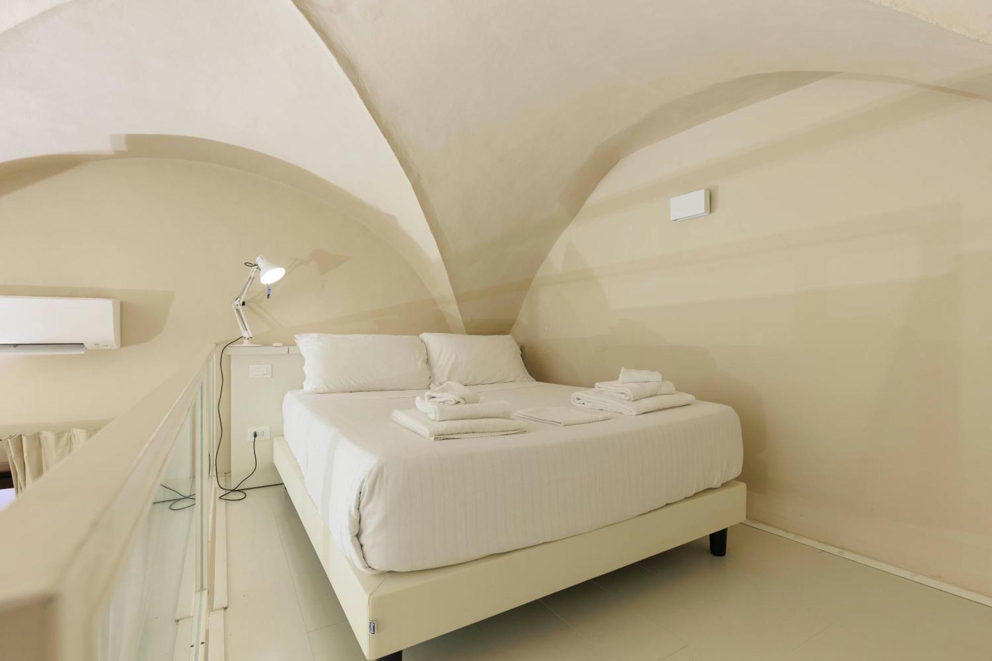 Santa Croce Deluxe Apartment Florenz Exterior foto